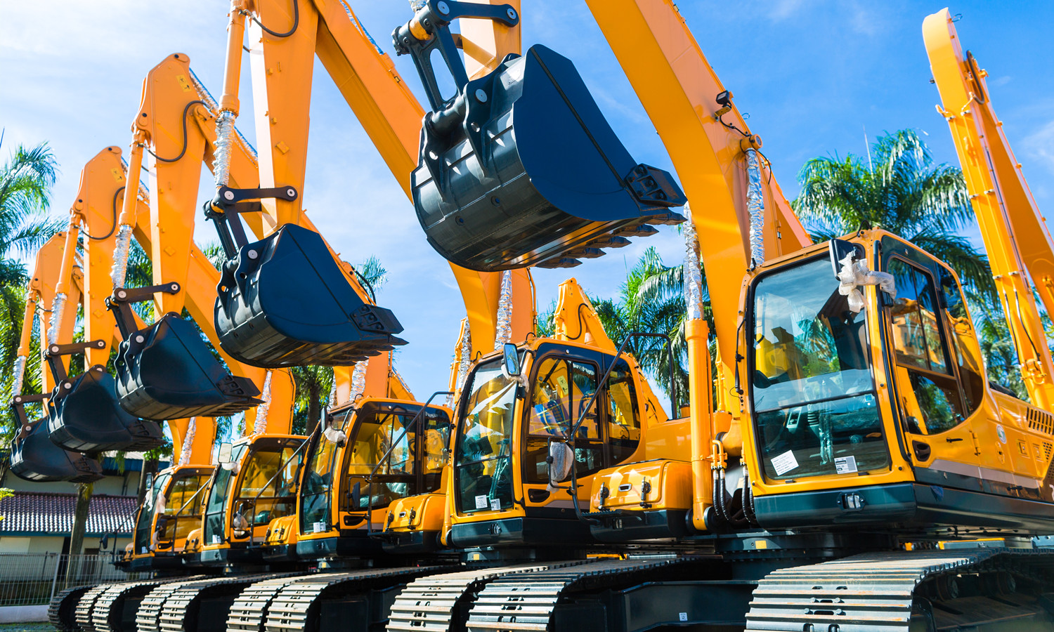 CONSTRUCTION MACHINE